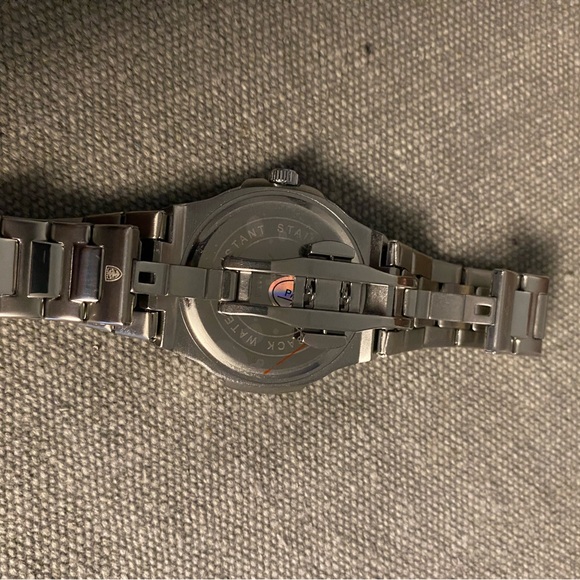 Watch - Picture 6 of 7